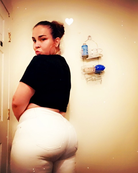 whitestrawberry69 header picture leakfans.com