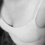 wifetits profile picture leakfans.com