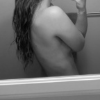 woahitsgabs profile picture leakfans.com