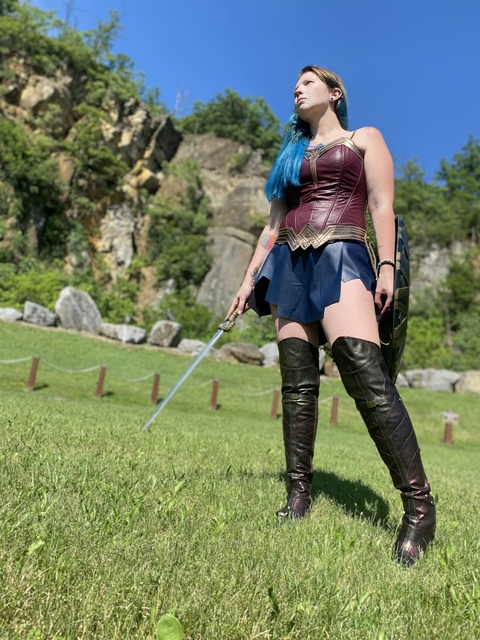 Header of wonderwoman84