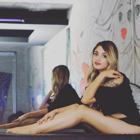 ximenini header picture leakfans.com