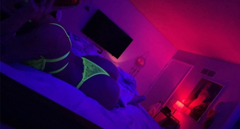 xoxonaomiii header picture leakfans.com