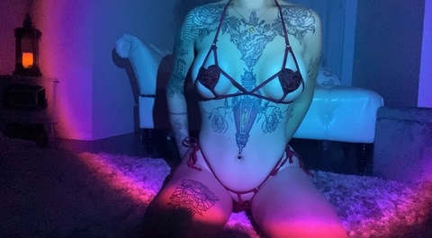xxizzyinkedxx header picture leakfans.com
