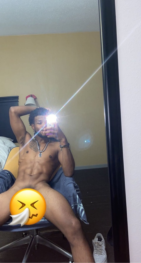 yakwhatitdo3 header picture leakfans.com