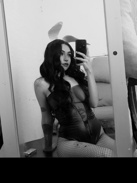 yekaileen header picture leakfans.com