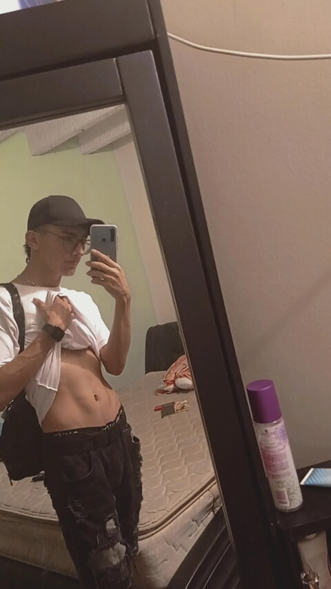 yesid_carre23 header picture leakfans.com