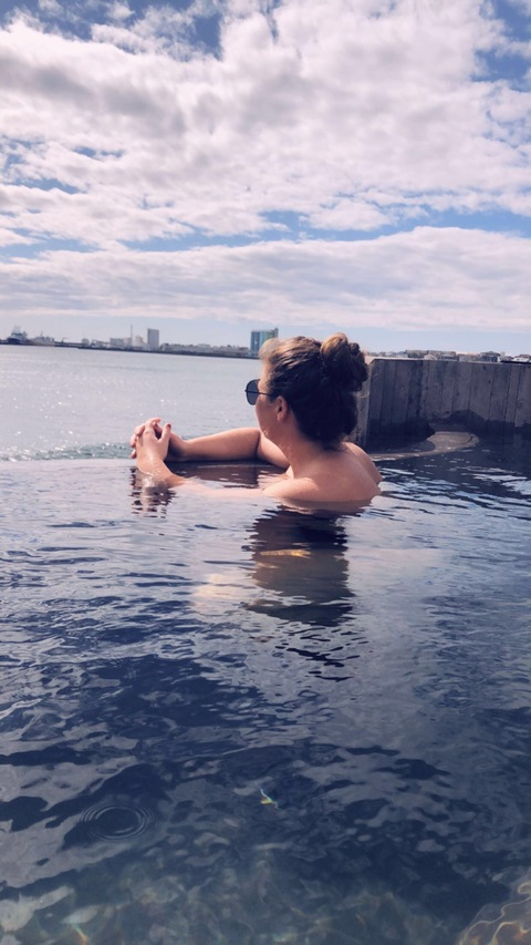 ylfahronn header picture leakfans.com