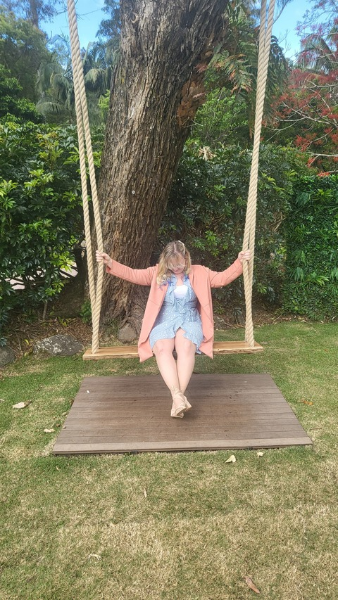 youngaussiemum header picture leakfans.com