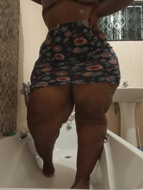 Header of yourfav.bbw