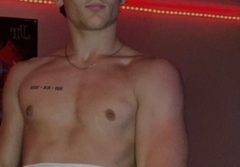 yourfavoritestraightboy header picture leakfans.com