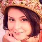 yulieart profile picture leakfans.com