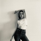 yuliik profile picture leakfans.com