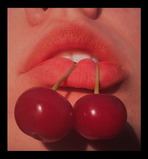 yvnghann header picture leakfans.com