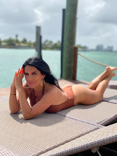 zdlena header picture leakfans.com