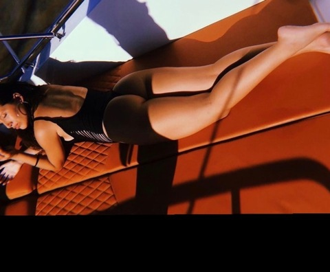 zinni13 header picture leakfans.com