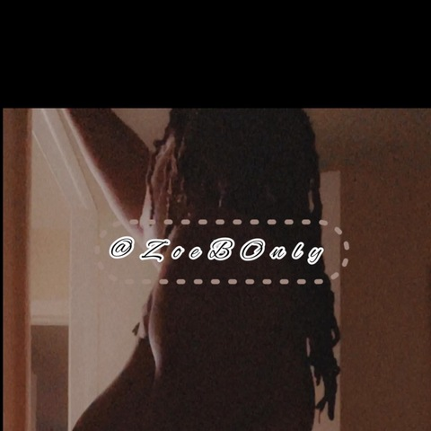 zoebonly header picture leakfans.com